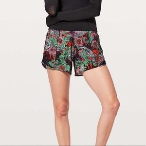 Lululemon Hotty Hot Short II Long 4”